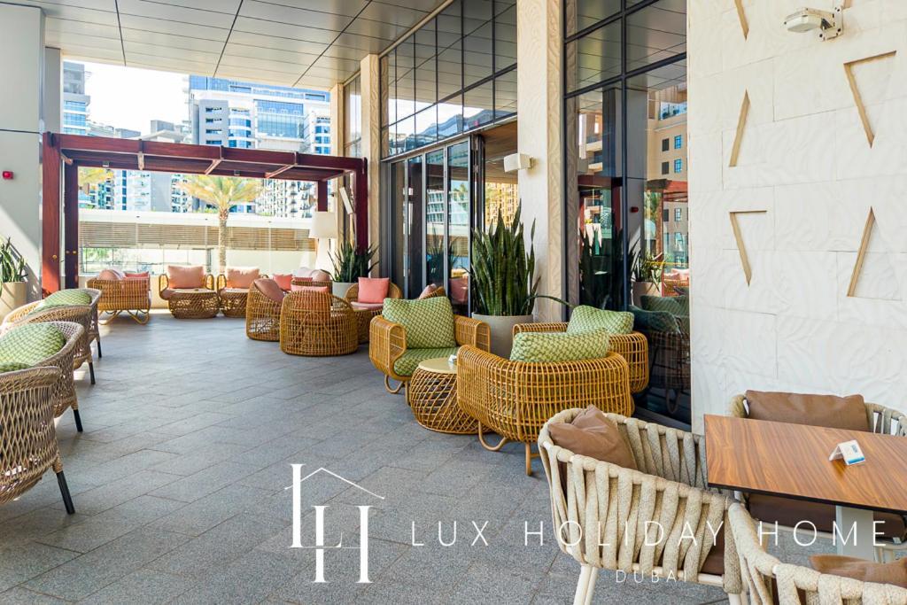 Lux Iconic Views At The Palm Tower Suite 4 Dubai Exterior photo