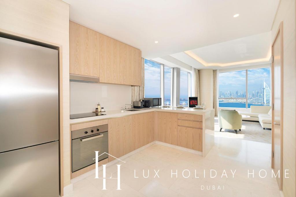 Lux Iconic Views At The Palm Tower Suite 4 Dubai Exterior photo